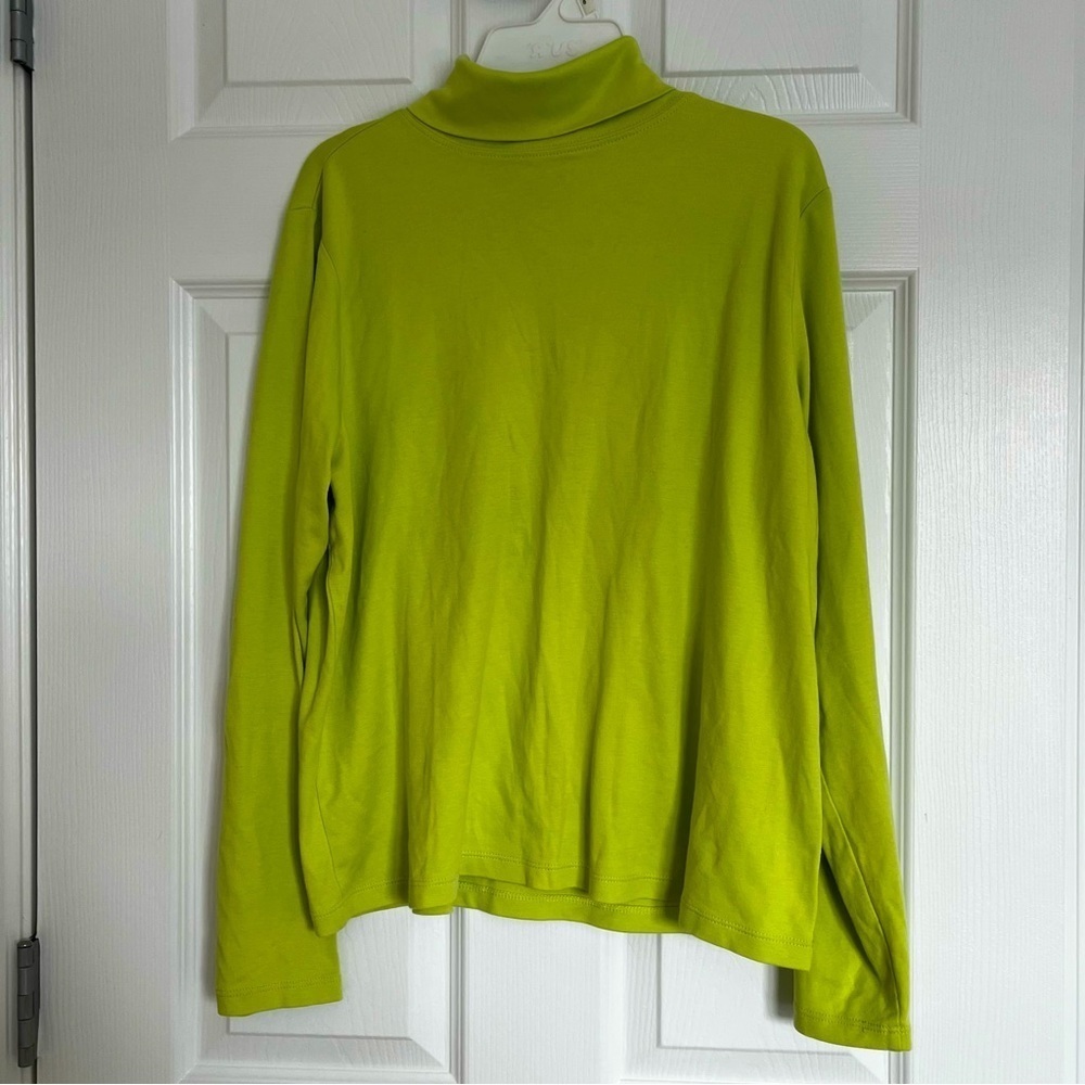 LL Bean green turtle neck woman’s size large